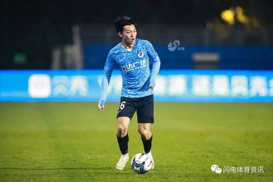 四川老妇山边性对白