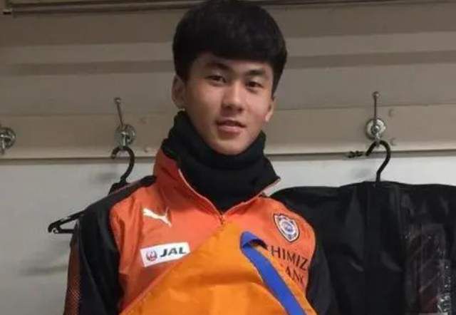 三级大乳播放三级